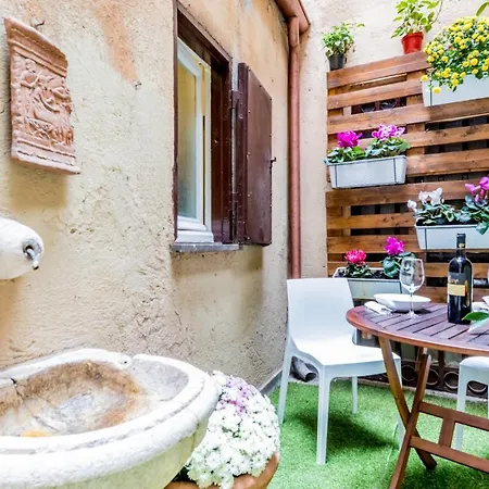 Apartment Trevi Fountain Garden Rome